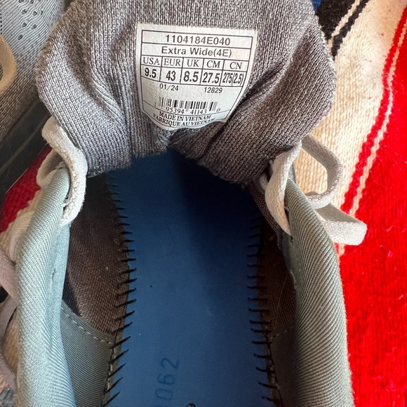 Brooks “Ghost 16”Men's Athletic Shoes Gray & Neon Yellow Size 9.5 4E Extra Wide - Picture 11 of 13